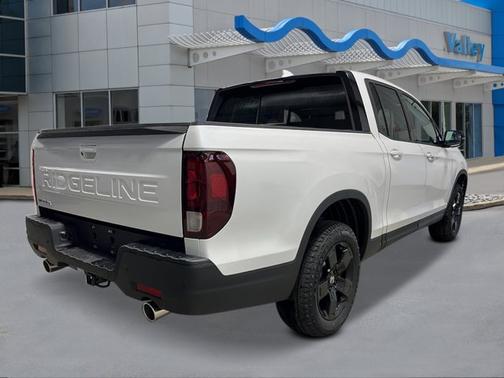 2025 Honda Ridgeline Black