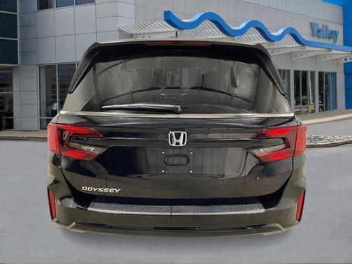 Crystal Black Pearl 2026 Honda Odyssey EX-L