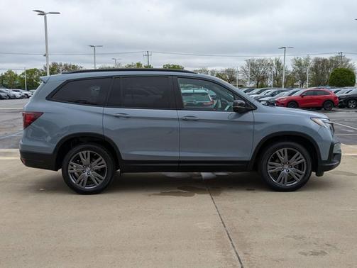 2022 Honda Pilot AWD Sport