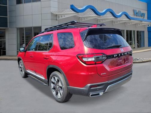 Radiant Red Metallic II 2026 Honda Pilot Touring 8-Passenger