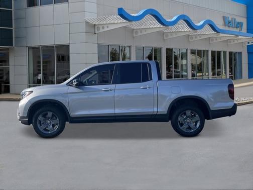 Solar Silver Metallic 2026 Honda Ridgeline TrailSport