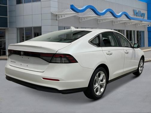 2025 Honda Accord LX 1.5T