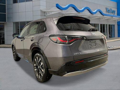 Modern Steel Metallic 2027 Honda HR-V EX-L