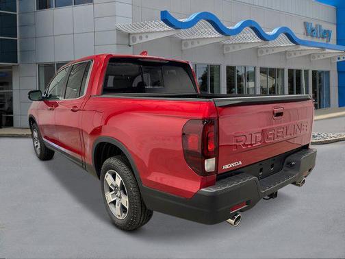 Radiant Red Metallic II 2026 Honda Ridgeline RTL