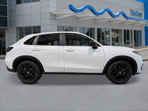Platinum White Pearl 2026 Honda HR-V AWD Sport