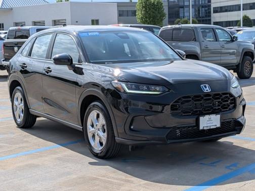 Crystal Black Pearl 2025 Honda HR-V LX