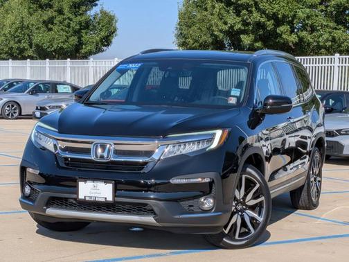 2022 Honda Pilot Touring 8-Passenger