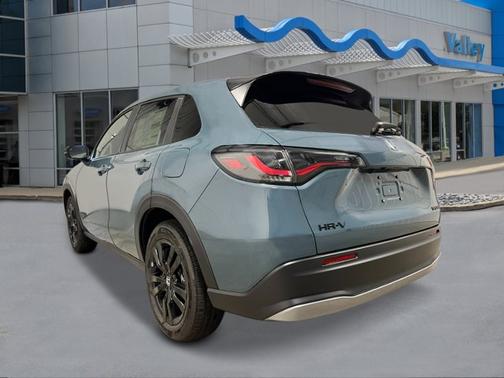 Nordic Forest Pearl 2026 Honda HR-V AWD Sport