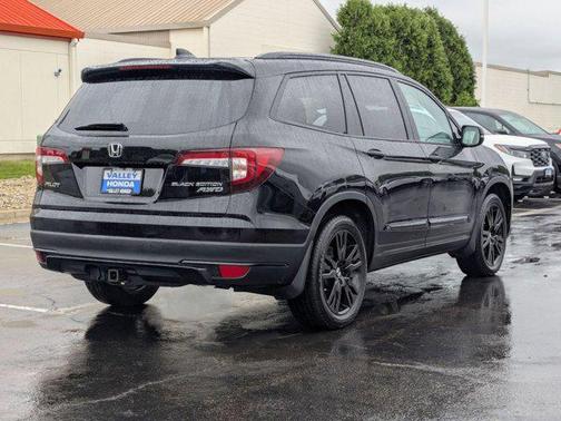 2022 Honda Pilot AWD Black Edition