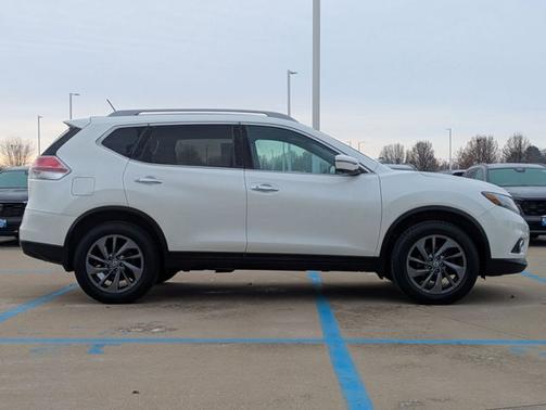 2016 Nissan Rogue SL