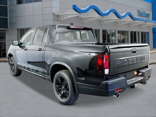 Crystal Black Pearl 2026 Honda Ridgeline Black