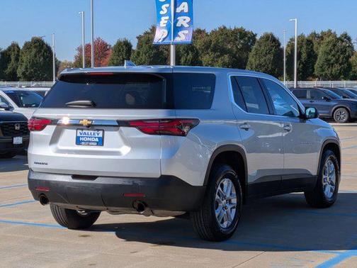 2022 Chevrolet Traverse LS