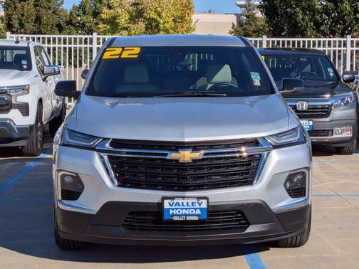 2022 Chevrolet Traverse LS