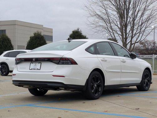 2025 Honda Accord Sport SE 1.5T