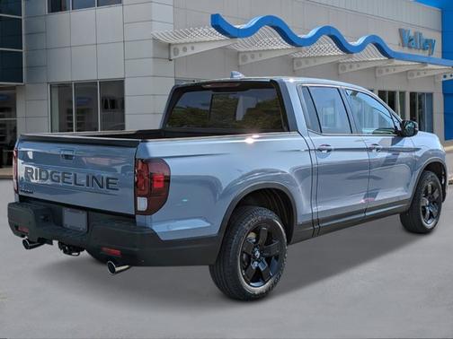 2025 Honda Ridgeline Black