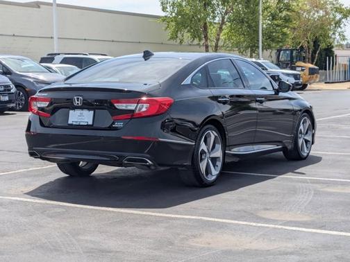 2020 Honda Accord Touring 2.0T