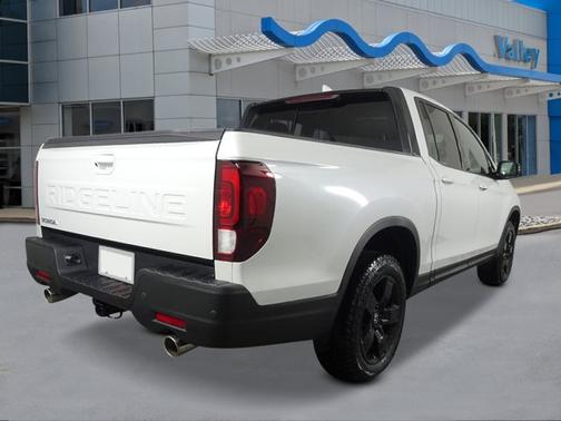 2025 Honda Ridgeline Black