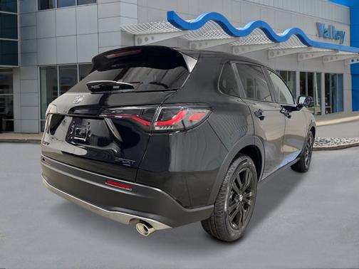 Crystal Black Pearl 2026 Honda HR-V AWD Sport