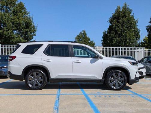 2025 Honda Pilot Sport