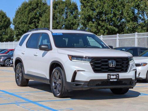 2025 Honda Pilot Sport