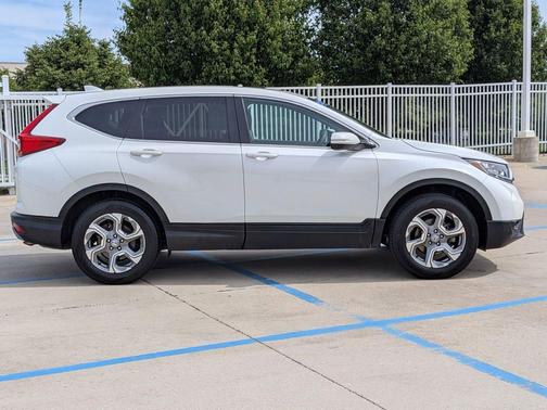 White Diamond Pearl 2018 Honda CR-V EX