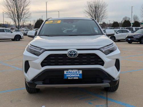 2023 Toyota RAV4 Hybrid SE