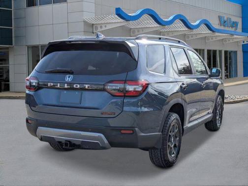 Smoke Blue Pearl 2026 Honda Pilot TrailSport