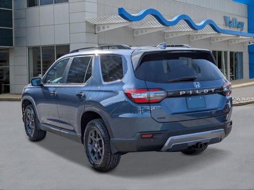 Smoke Blue Pearl 2026 Honda Pilot TrailSport