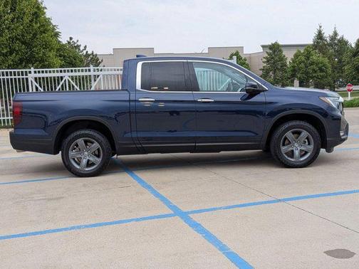 Obsidian Blue Pearl 2022 Honda Ridgeline RTL-E