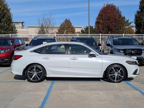 2024 Honda Civic Touring