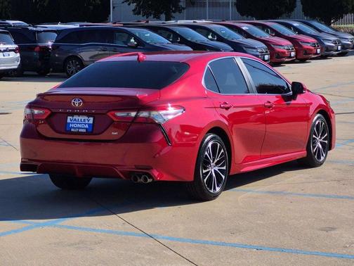 Supersonic Red 2019 Toyota Camry SE