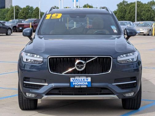 Denim Blue Metallic 2019 Volvo XC90 T6 Momentum