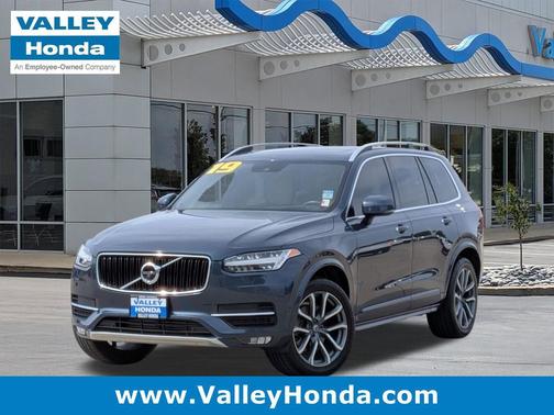 Denim Blue Metallic 2019 Volvo XC90 T6 Momentum