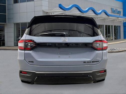 Sonic Gray Pearl 2026 Honda Pilot Black Edition