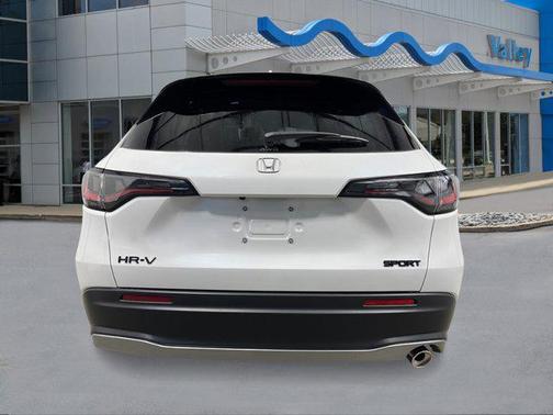 Platinum White Pearl 2026 Honda HR-V AWD Sport