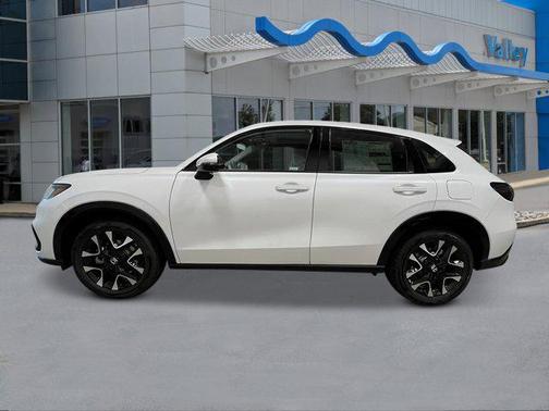 Platinum White Pearl 2026 Honda HR-V EX-L