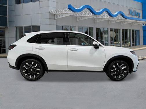 Platinum White Pearl 2026 Honda HR-V EX-L
