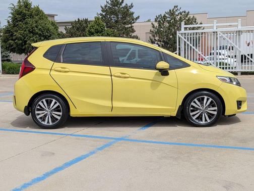 Mystic Yellow Pearl 2016 Honda Fit EX-L