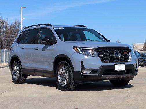 2023 Honda Passport AWD TrailSport