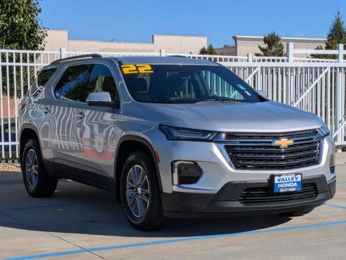 2022 Chevrolet Traverse LT Cloth