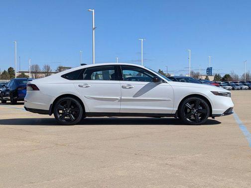 2023 Honda Accord Hybrid Sport-L
