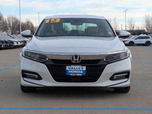 2019 Honda Accord Hybrid Touring
