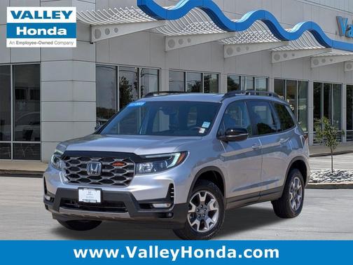 Lunar Silver Metallic 2023 Honda Passport AWD TrailSport