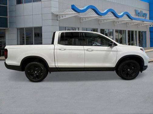 2025 Honda Ridgeline Black