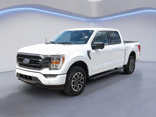 Oxford White 2023 Ford F-150 XLT