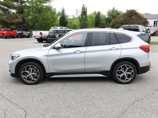 Glacier Silver Metallic 2018 BMW X1 xDrive28i