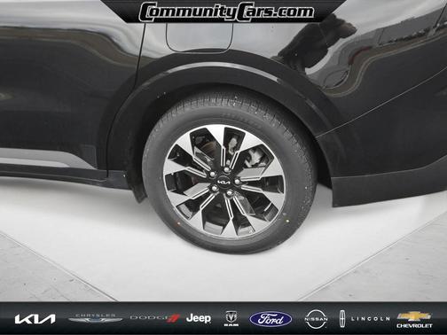 2024 Kia Carnival EX