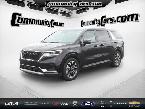 2024 Kia Carnival EX