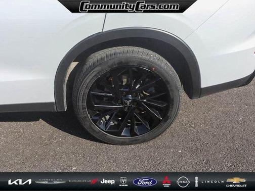 2023 Mitsubishi Outlander SE Black Edition 2WD