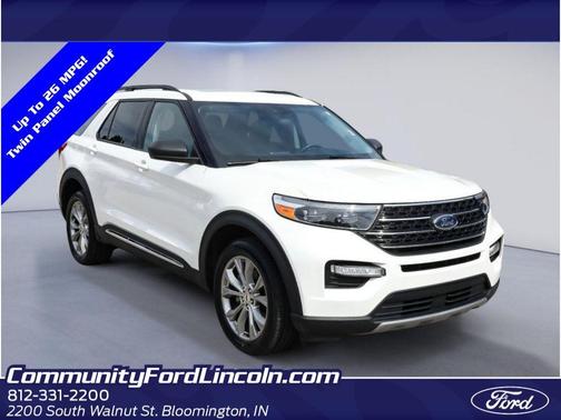 Star White Metallic Tri-Coat 2023 Ford Explorer XLT